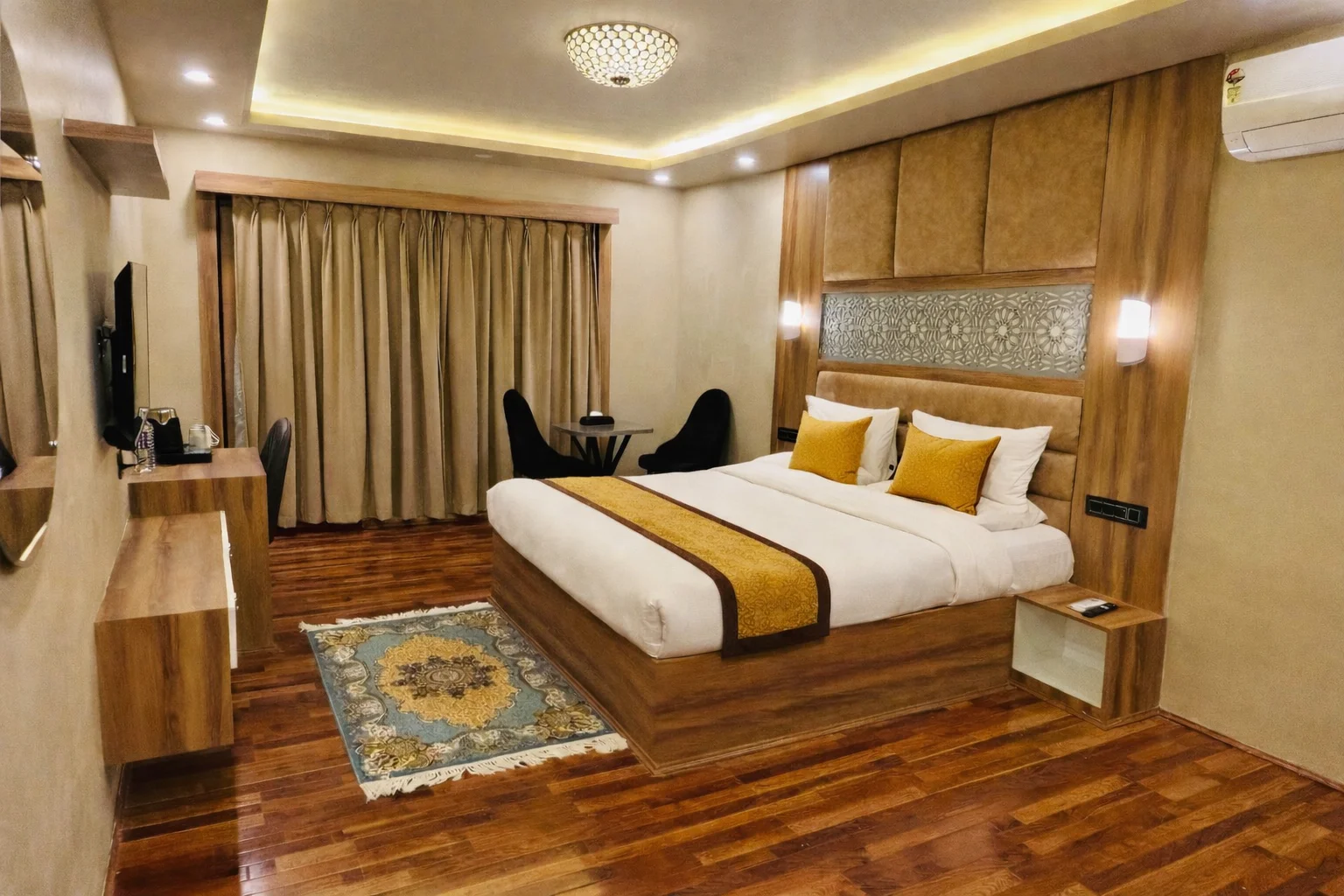 Mustard Deluxe Mountain View